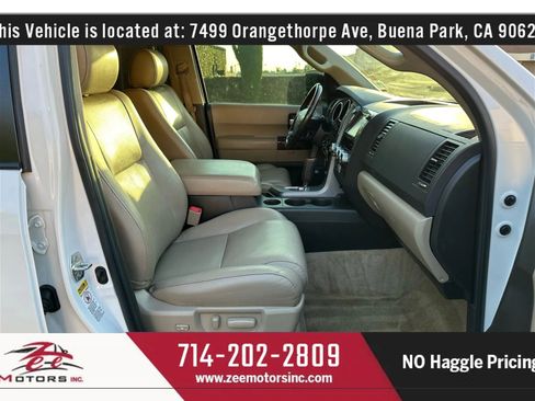 Used 2011 Toyota Sequoia Platinum image 19