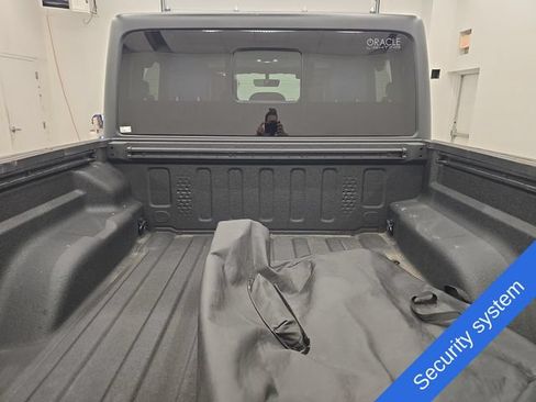 Used 2022 Jeep Gladiator Rubicon w/ Cold Weather Group AWD/4WD image 16