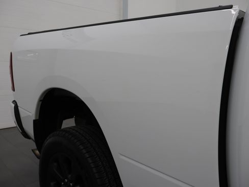 Used 2022 RAM 2500 Big Horn w/ Night Edition AWD/4WD image 27