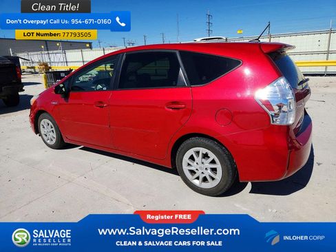 Used 2013 Toyota Prius V Three image 3