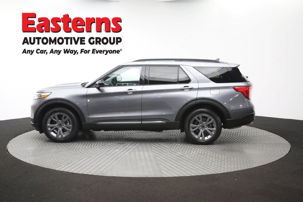 Used 2022 Ford Explorer XLT w/ Equipment Group 202A AWD/4WD image 65