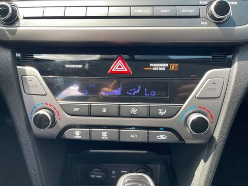 Used 2018 Hyundai Elantra Value Edition FWD image 27