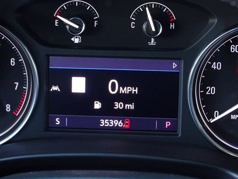 Used 2022 Buick Enclave Essence w/ Experience Buick Package image 28