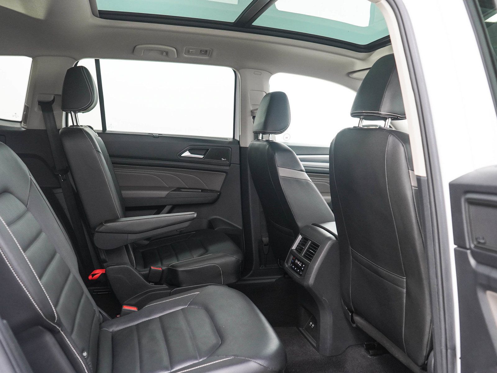 Used 2023 Volkswagen Atlas SEL Premium AWD/4WD image 14