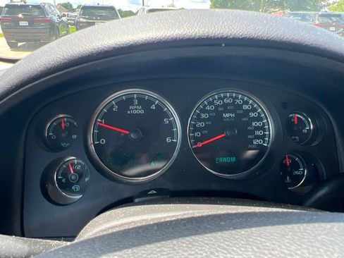 Used 2013 Chevrolet Avalanche LTZ AWD/4WD image 22