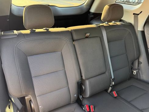 Used 2022 GMC Terrain SLE w/ Driver Convenience Package FWD image 35