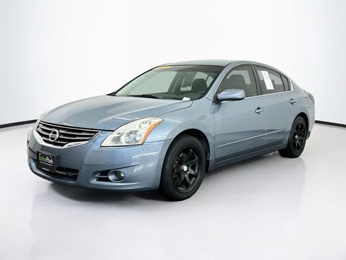 Used 2012 Nissan Altima 2.5 S FWD image 3