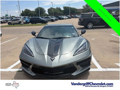 Used 2023 Chevrolet Corvette Stingray Premium Conv w/ Z51 Performance Package RWD image 3