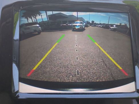 Used 2019 Jeep Cherokee Limited image 20