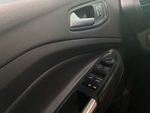 Used 2019 Ford Escape SE AWD/4WD image 10