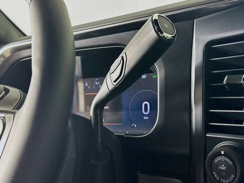 New 2026 Ford F450 Platinum w/ FX4 Off-Road Package image 17