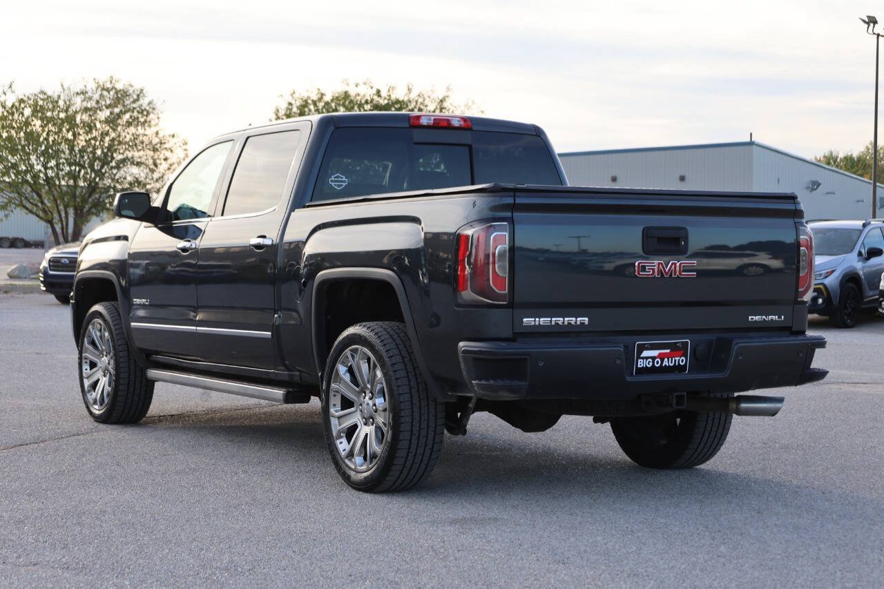 Used 2017 GMC Sierra 1500 Denali w/ Denali Ultimate Package AWD/4WD image 11