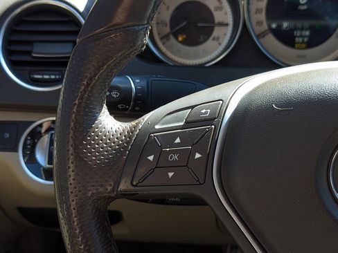 Used 2013 Mercedes-Benz C 300 4MATIC Sedan image 24