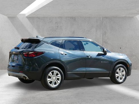 Used 2020 Chevrolet Blazer LT FWD image 3