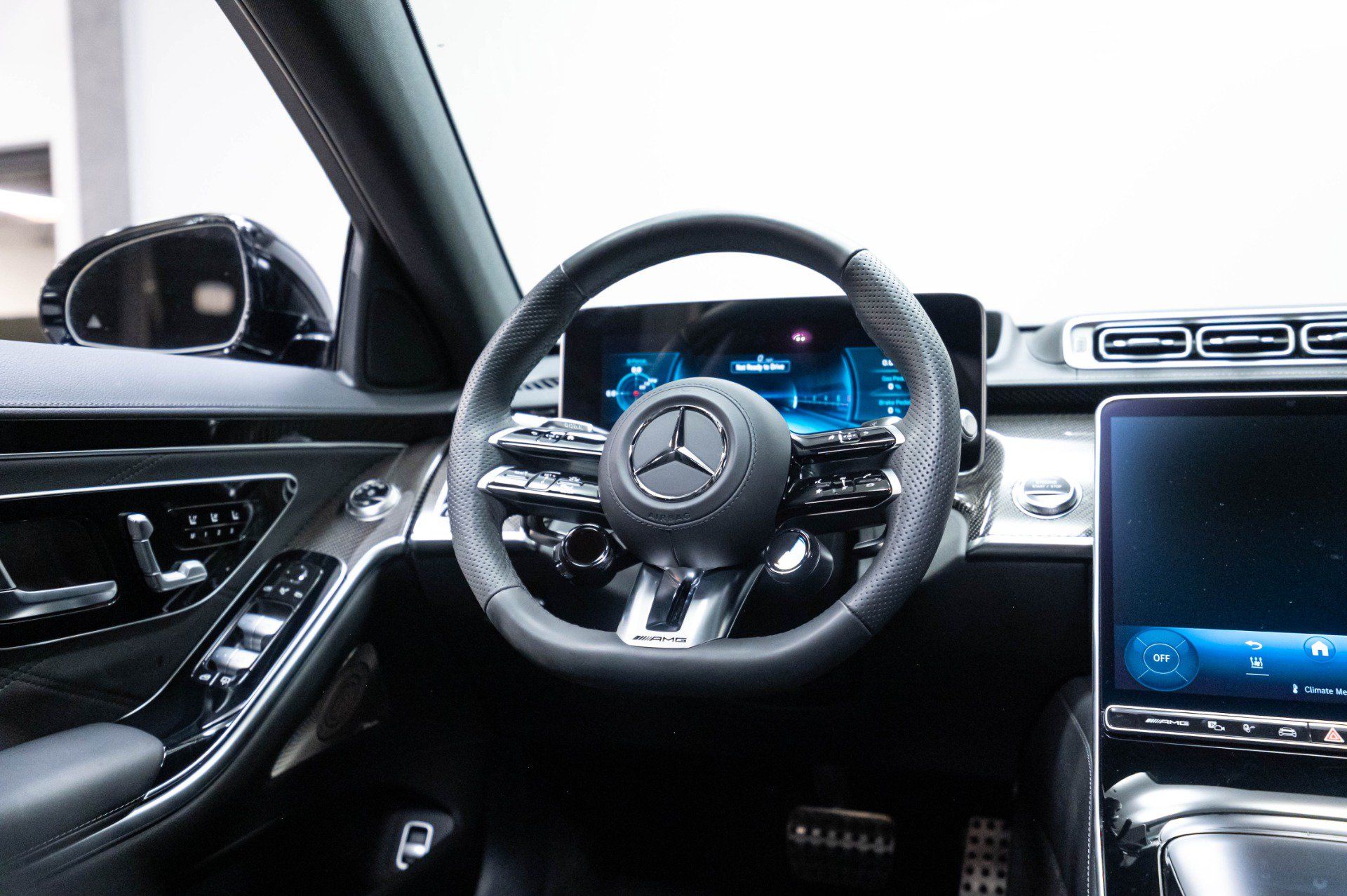 Used 2026 Mercedes-Benz S 63 AMG S image 21