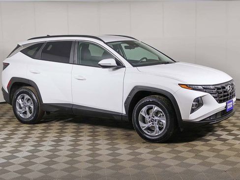 Used 2023 Hyundai Tucson SEL image 2