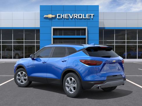 New 2026 Chevrolet Blazer LT w/ Convenience Package FWD image 3