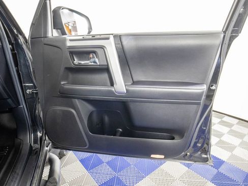 Used 2021 Toyota 4Runner SR5 image 14