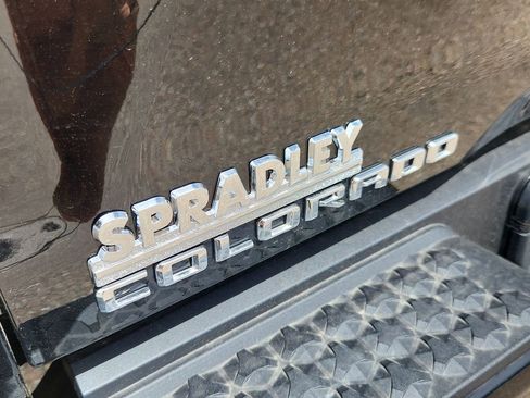 New 2025 Chevrolet Colorado LT w/ LT Convenience Package image 36