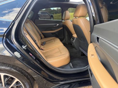 Used 2021 Hyundai Sonata Limited image 30