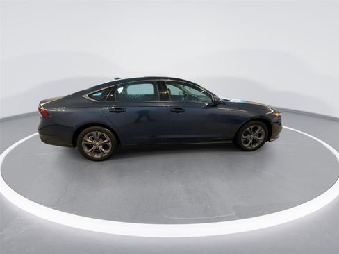 Used 2024 Honda Accord EX image 9
