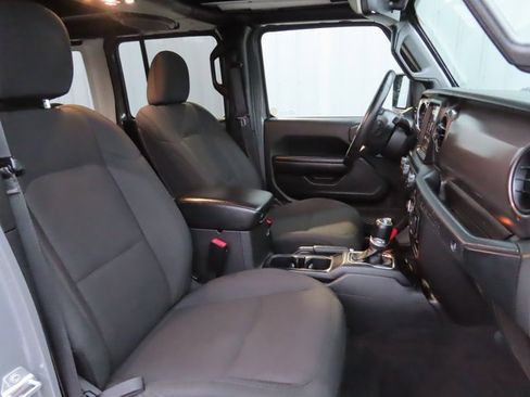 Used 2021 Jeep Wrangler Unlimited Sport image 25