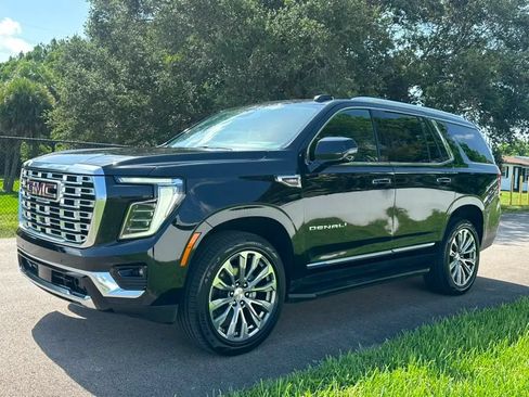 Used 2025 GMC Yukon Denali AWD/4WD image 8
