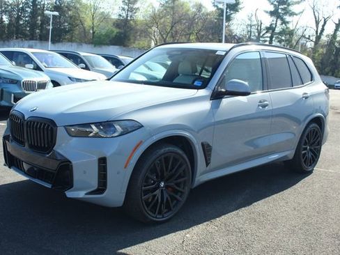 New 2026 BMW X5 xDrive40i w/ Executive Package image 3