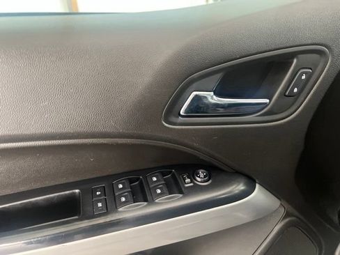 Used 2016 Chevrolet Colorado LT w/ Midnight Edition AWD/4WD image 13