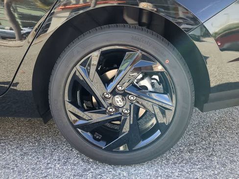 New 2026 Hyundai Elantra Sport FWD image 14