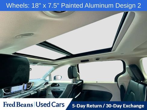 Used 2022 Chrysler Pacifica Limited w/ Uconnect Theater Family Group AWD/4WD image 30