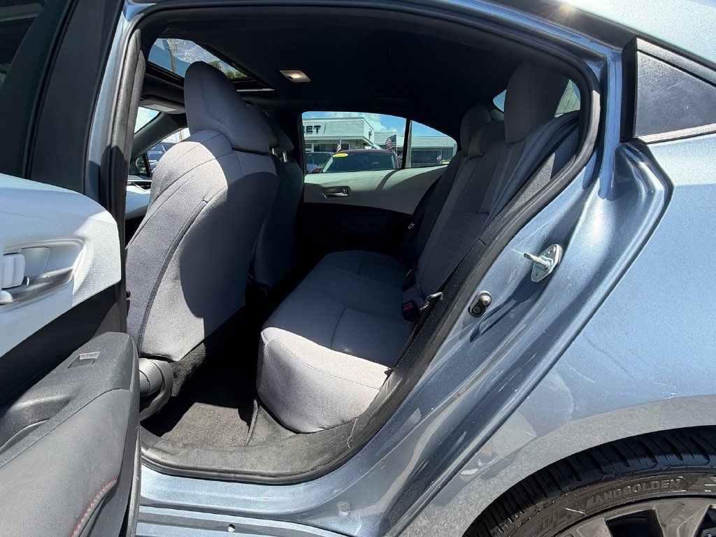 Used 2023 Toyota Corolla SE w/ SE Premium Package FWD image 11
