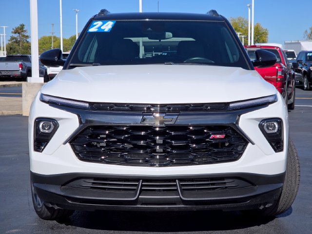 Used 2024 Chevrolet TrailBlazer RS FWD image 9
