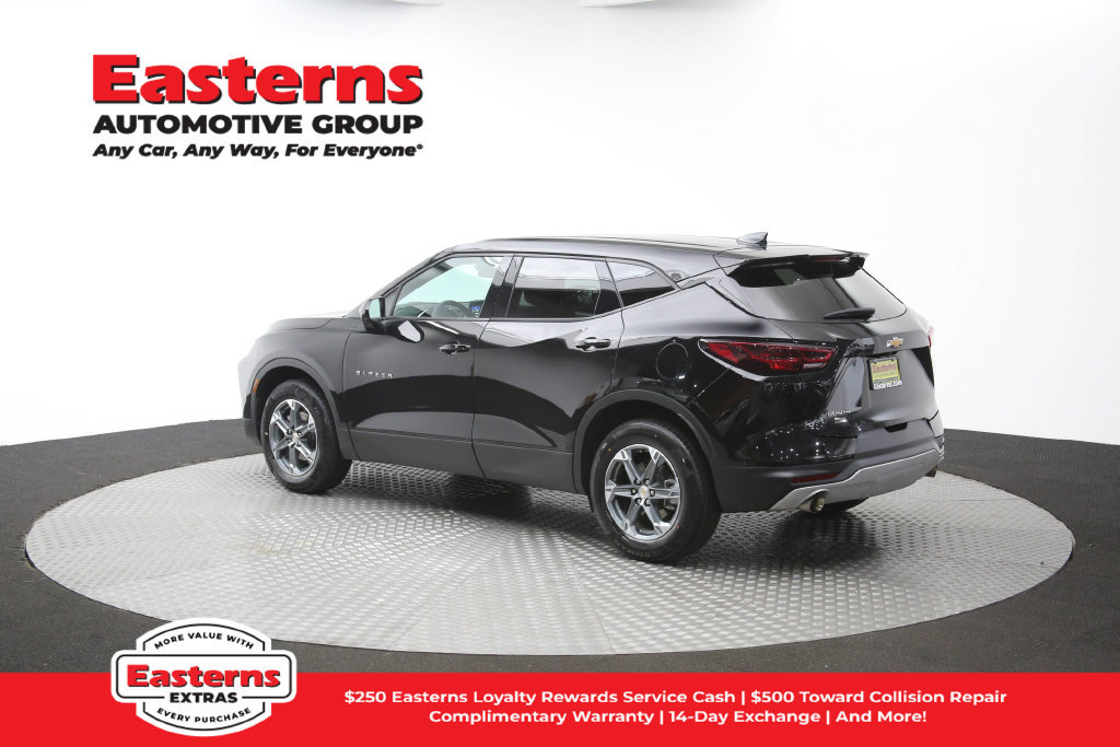 Used 2025 Chevrolet Blazer LT FWD image 66