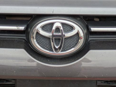 Used 2021 Toyota 4Runner SR5 Premium w/ Moonroof Package AWD/4WD image 13