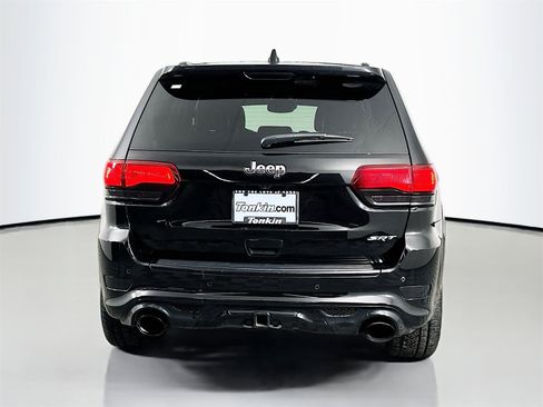 Used 2017 Jeep Grand Cherokee SRT image 6