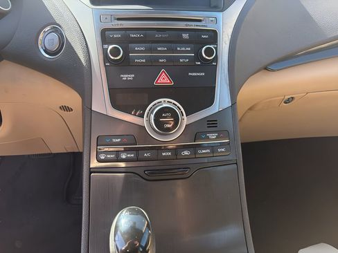 Used 2016 Hyundai Azera Limited FWD image 13