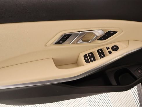 Used 2020 BMW 330i xDrive Sedan image 17