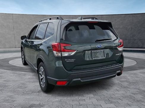 Used 2023 Subaru Forester Premium AWD/4WD image 8
