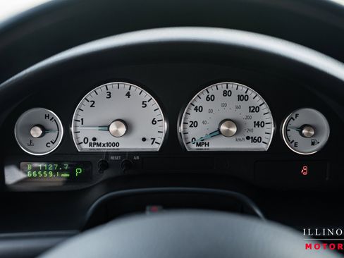 Used 2003 Ford Thunderbird Deluxe image 15