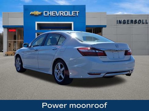 Used 2017 Honda Accord EX-L image 4