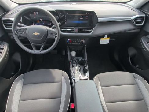 Used 2026 Chevrolet TrailBlazer LS w/ LS Convenience Package FWD image 22
