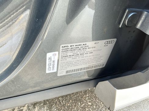 Used 2018 Audi Q5 2.0T Premium Plus w/ Premium Plus Package image 24