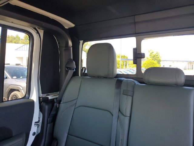 New 2027 Jeep Gladiator Mojave AWD/4WD image 10