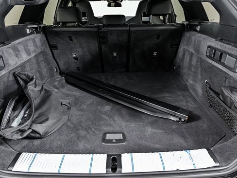 Used 2025 BMW M5 Touring AWD/4WD image 11