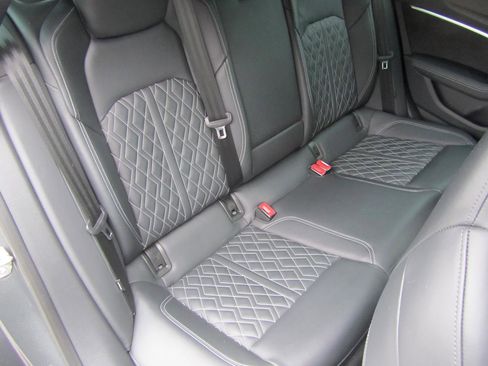 Used 2021 Audi S7 Prestige w/ Prestige Package AWD/4WD image 24
