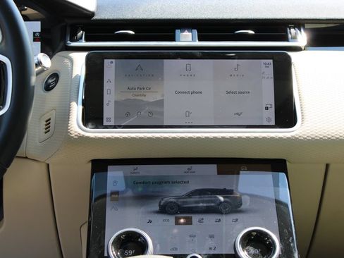 Used 2021 Land Rover Range Rover Velar S AWD/4WD image 10