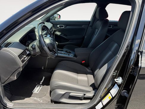 Certified 2025 Honda Civic Sport image 10