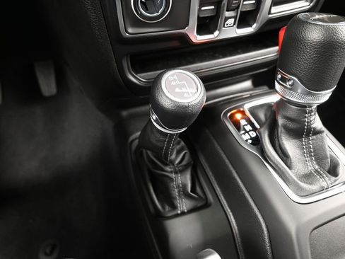 New 2026 Jeep Gladiator Sport image 20