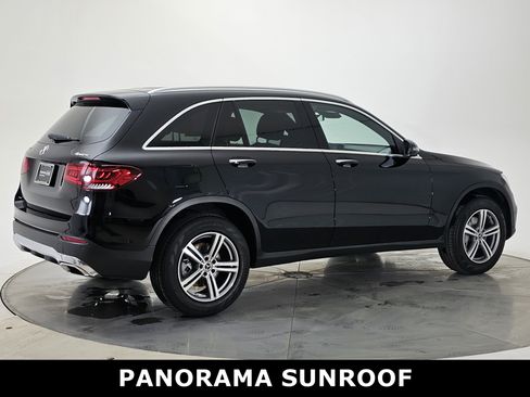 Certified 2022 Mercedes-Benz GLC 300 4MATIC image 3